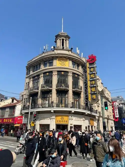 南京路步行街,上海王府井,但是长度是王府井好几倍 上海·南京
