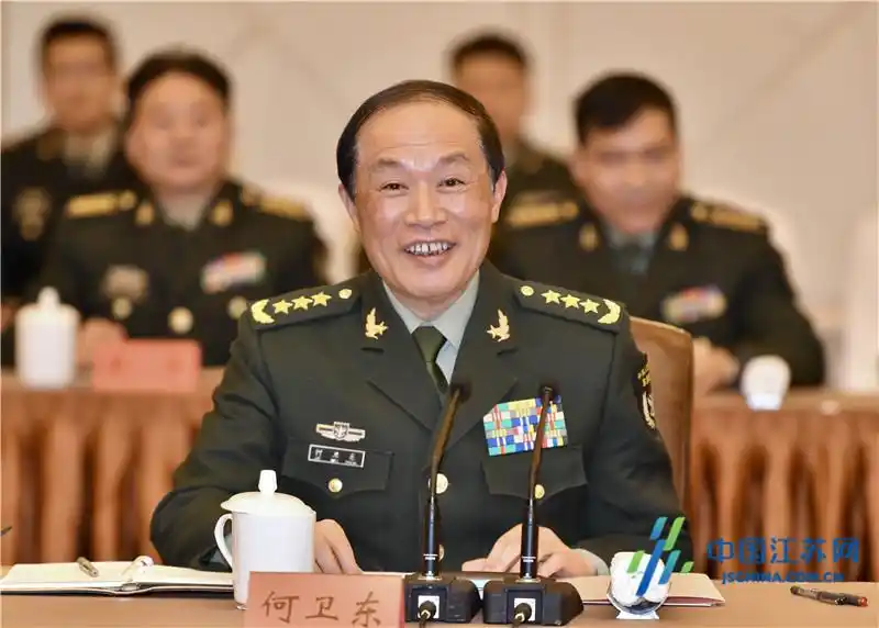 东部战区政委何平发表讲话.