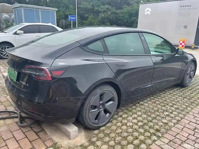 21款特斯拉model3,行驶3.80万公里,精品车况
