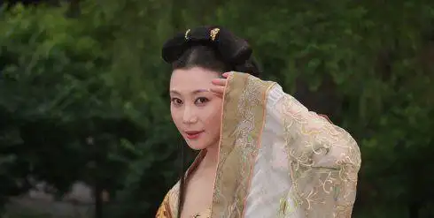 从饰演女皇到村姑李翠翠用实力诠释了什么叫真正的演员