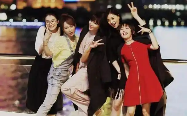 短短8年过去,再看聚不齐的"欢乐颂五美",差距一目了然