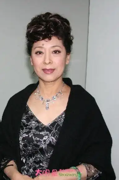 关牧村资料照片分享 关牧村唱过好听的歌曲