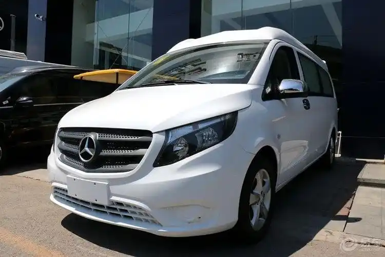 奔驰新凯豪华电视隔屏七座商务车厂家直营