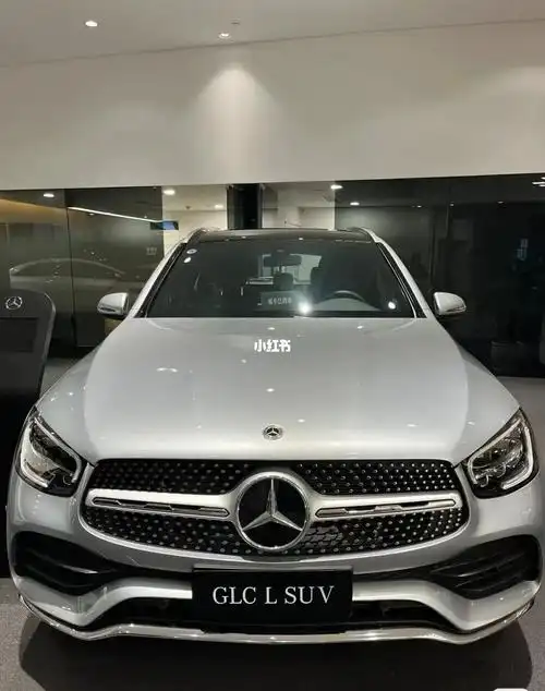 奔驰幸运色.glc300时空银!现车