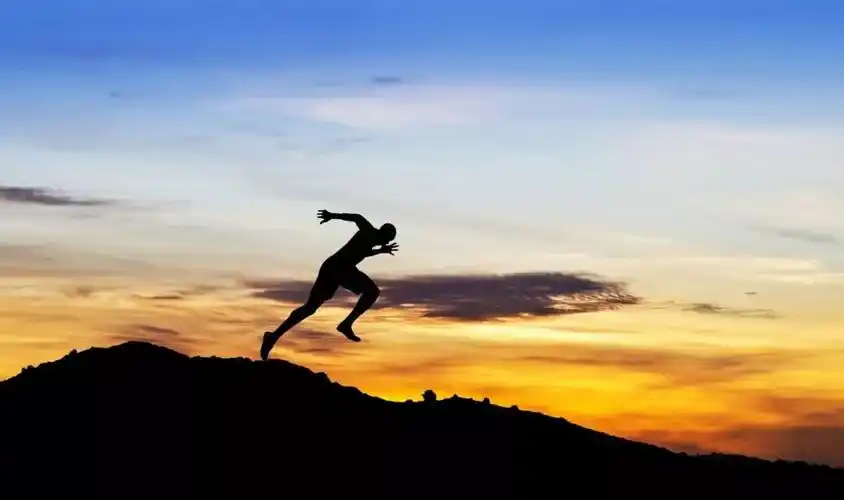 一个人正在走上坡路的3个迹象