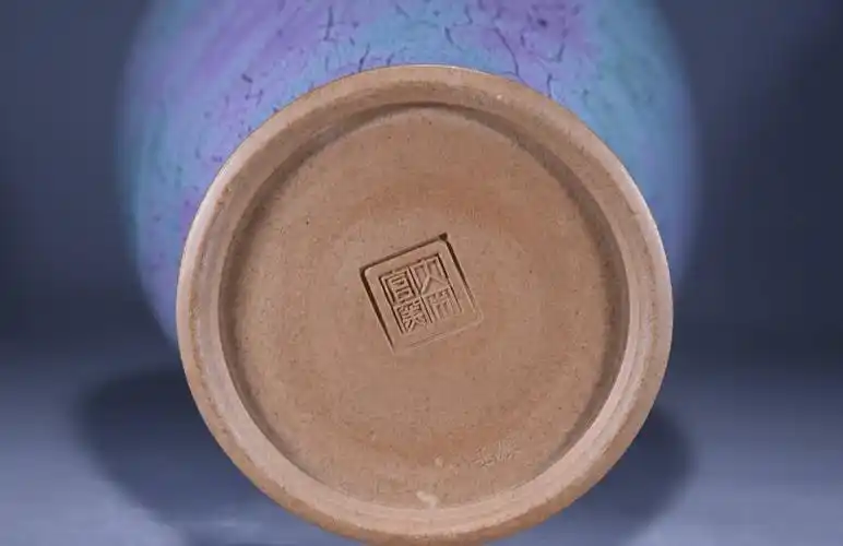 大宋官窑作品每一款钧瓷作品都是由经验丰富的钧瓷匠人精选原料,匠心