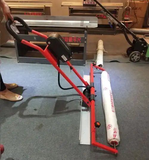 混凝土铺膜神器盖膜机路面工程自动振平去脚印覆膜机电动铺膜机