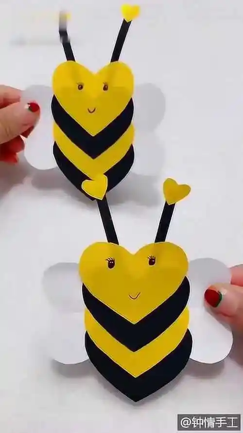 手工diy两只可爱的小蜜蜂简单易学的折纸折纸蜜蜂制作步骤图解简单