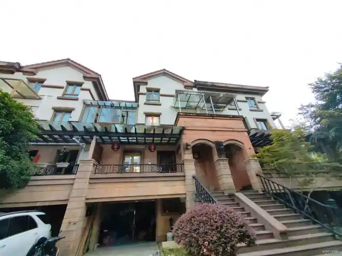 杭州房产网>杭州二手房>余杭二手房>五常二手房>大华西溪风情(别墅)>