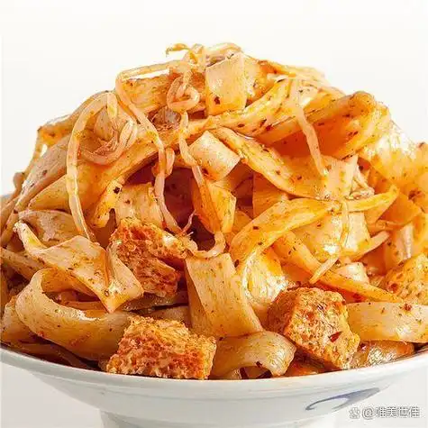 宿迁擀面皮:薄如纸,韧劲足,美味诱人