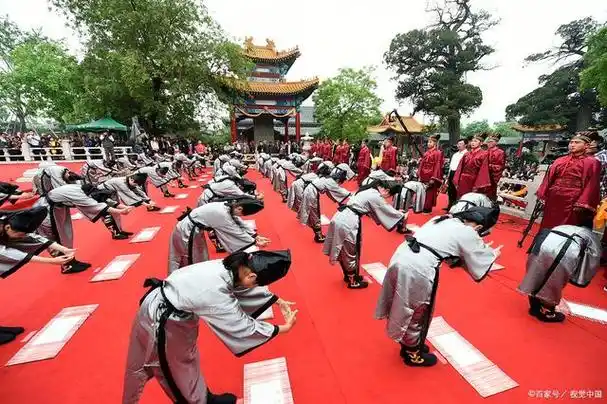 白事懒九拜怎么拜