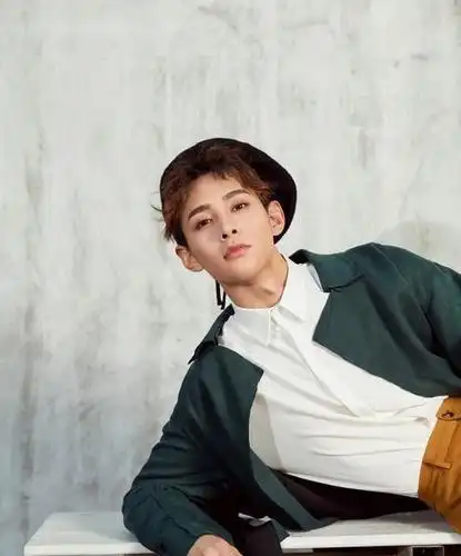 网红邓皓允咸蛋家,邓皓允资源外流人设崩塌