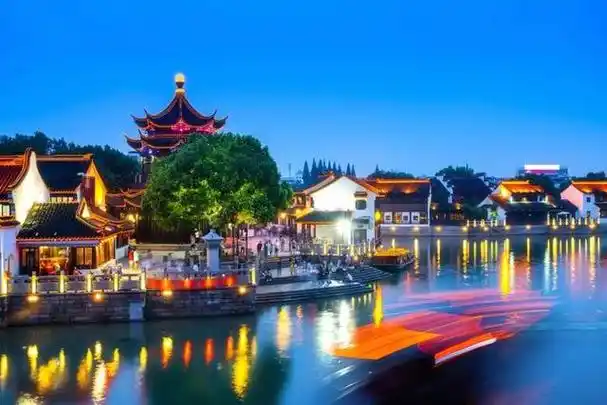 苏州有什么好玩的地方景点推荐?去这5处走走,认识夜晚的苏州