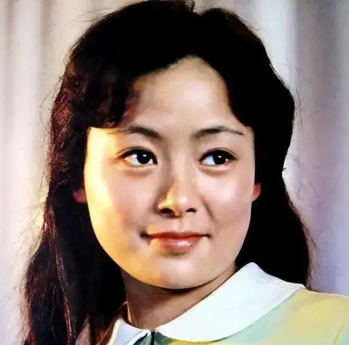 张瑜——从游泳梦想到演员人生张瑜,一个曾经梦想成为游泳运动员的