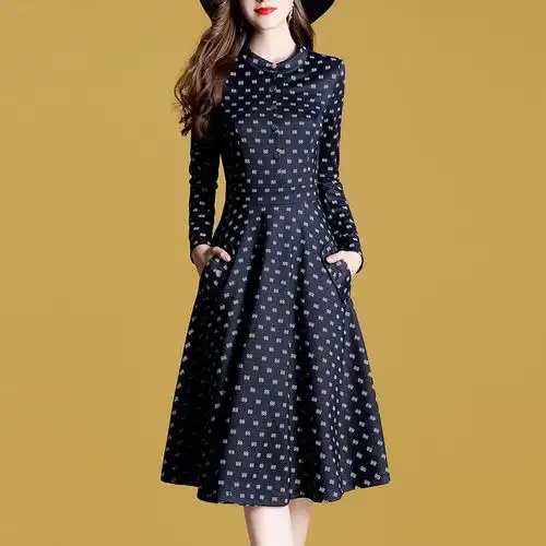 秋装女2018新款女装时尚印花收腰中长款长袖连衣裙子