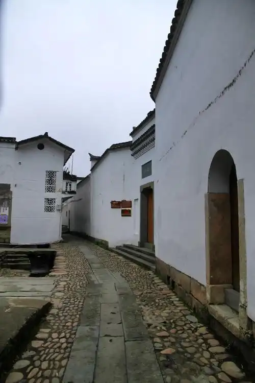 自驾游古城镇之路(187集)打卡:铅山县石塘古镇/#创作灵感 - 抖音