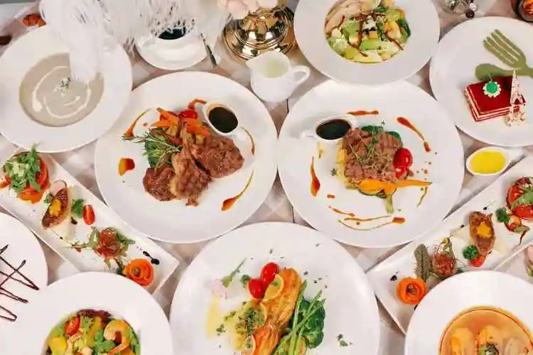 上海新天地高端私人会所,12份精致菜肴