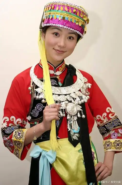 绚彩云南:少数民族服饰之美