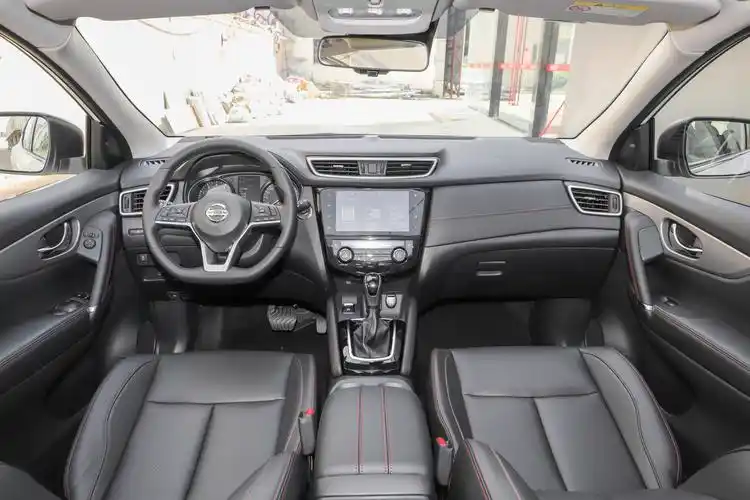 逍客车尾-座椅-气囊-易车