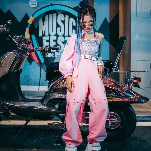 爵士舞套装女童时髦演出服儿童街舞服装嘻哈风女孩走秀潮服炫酷秋