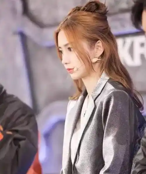 "公主切长发",让你美出天际!_裴珠泫