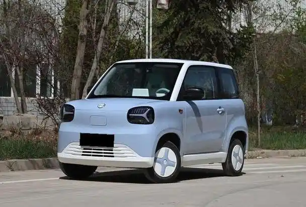 2022年-2023年的这段时间里,中国的微型代步车市场热度几乎和紧凑型