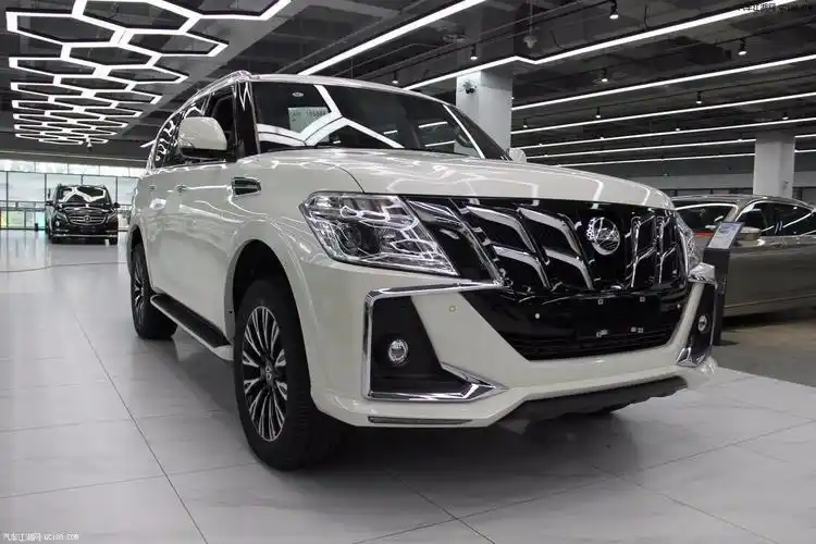 平行进口车2019款日产尼桑途乐到店实拍