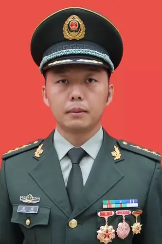 陇原十大消防卫士候选人记甘南州公安消防支队舟曲中队政治指导员张超