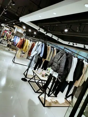 品牌折扣女装尾货,实体店该如何销售?