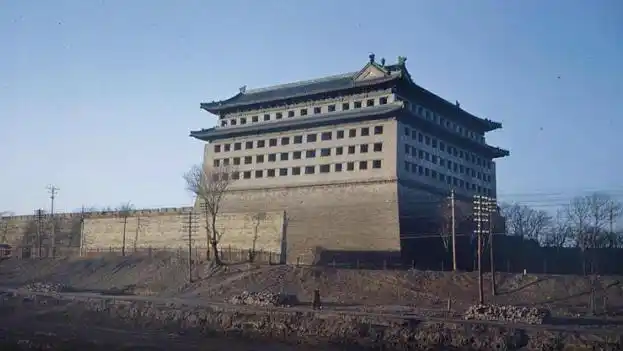 当年梁思成力保的北京古城墙,若得以保存,将会如何呢?