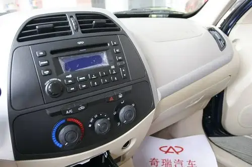 奇瑞瑞虎3中控改装图片,瑞虎3中控台拆卸教程