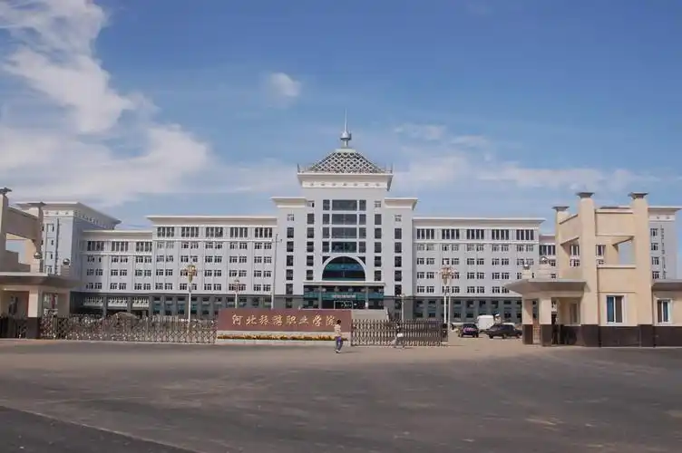 海军军医大学校园风景12810