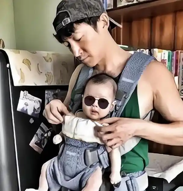 王阳的妻子高斯在2020年怀孕了,这时公司安排他去外地参演《叛逆者》.