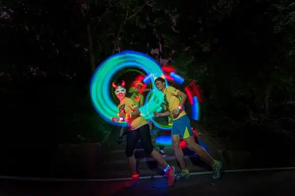 珠江公益荧光夜跑·为爱奔跑10万公里计划!