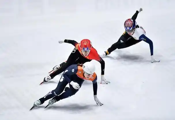 短道速滑——世锦赛:中国队晋级女子3000米接力b组决赛|短道速滑_新浪