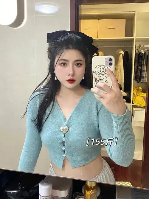 基本回到长胖之前的体重冬天慢慢减争取稳定在105左右图片我都有修过