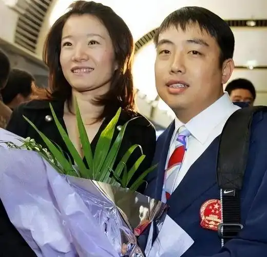 回顾刘国梁事业风生水起感情再遇良人迎娶王瑾诠释什么叫爱情