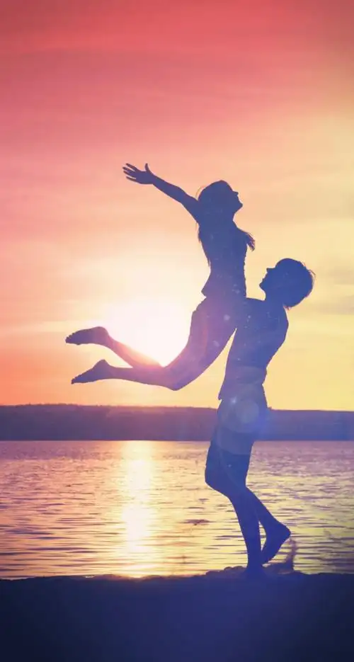 情感的呼唤:佰和婚姻中的情感沟通