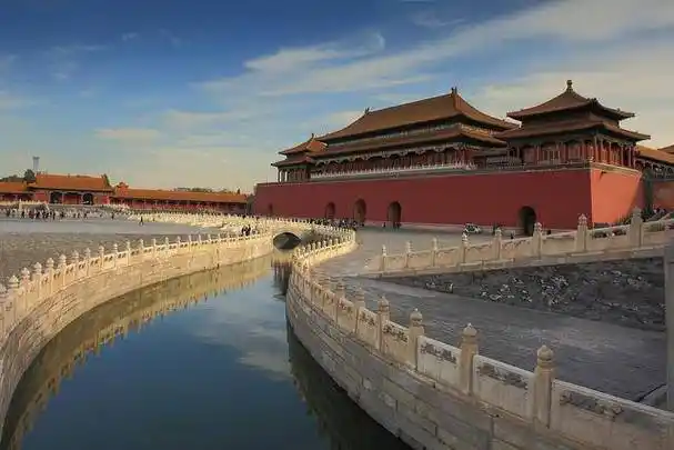 最近去北京旅游一趟需要准备多少钱费用?省心!跟团!