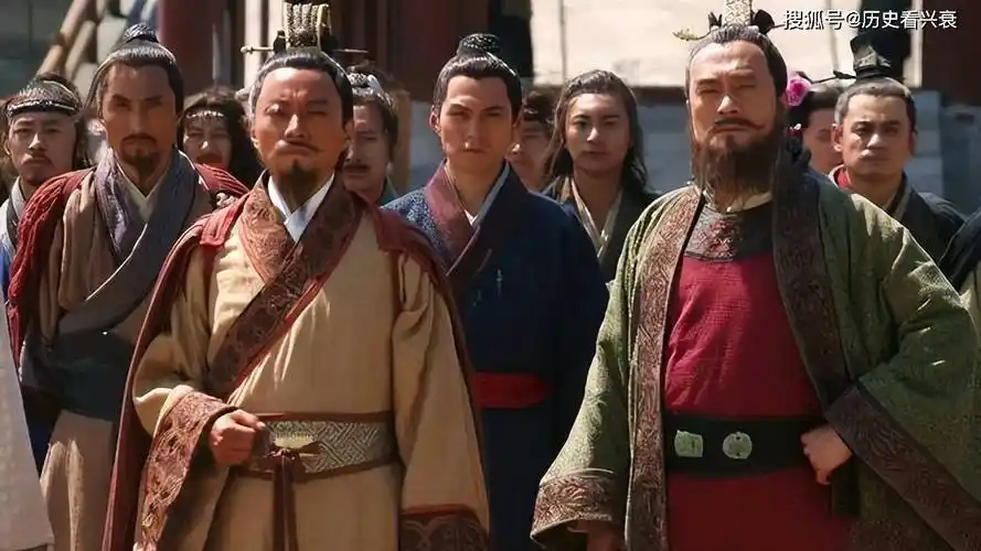 原创水浒传中宋江为何要请卢俊义上梁山呢