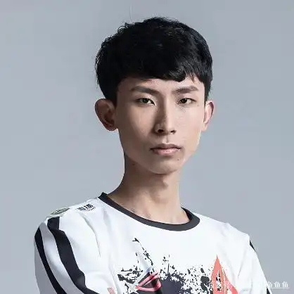 ag超玩会赔偿1330万!你们觉得谁对谁错?梦泪表示很委屈