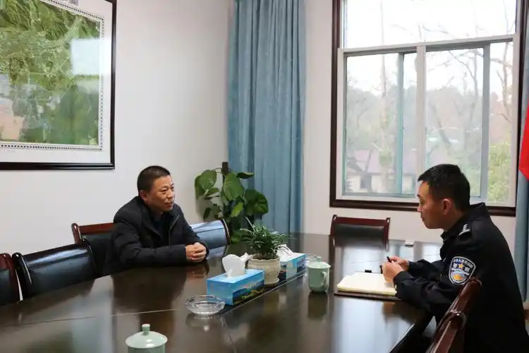 吴新志向县委县政府专题汇报卫中强局长在全市公安务虚会上的讲话精神