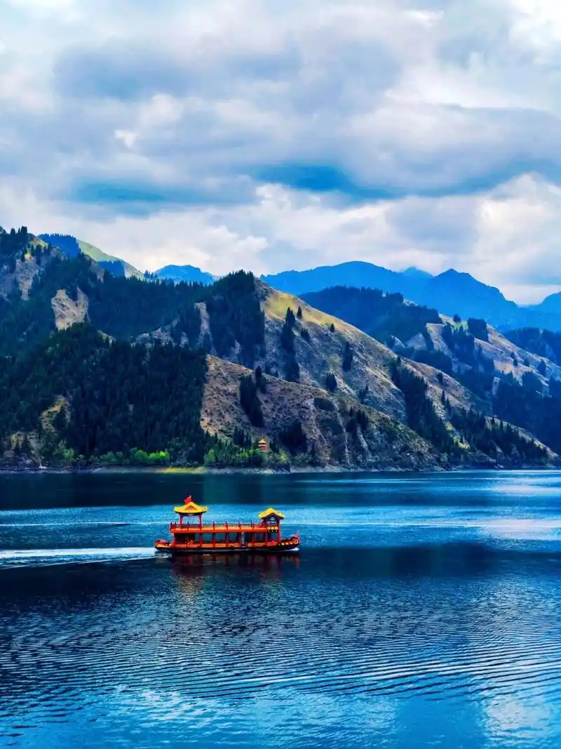 新疆天山天池|最美的人间仙境 96关于【天山天池】 天山天池风景