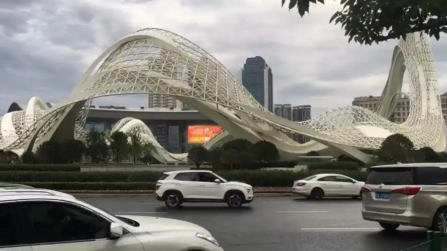 湖北武汉光谷有哪些好玩的地方?来看看武汉光谷美丽风景和地标景点