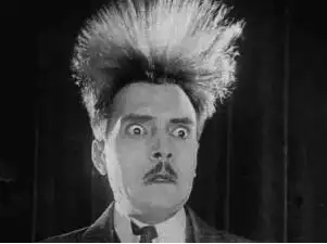 炸毛星人脱炸记/头发干枯用什么护发素?