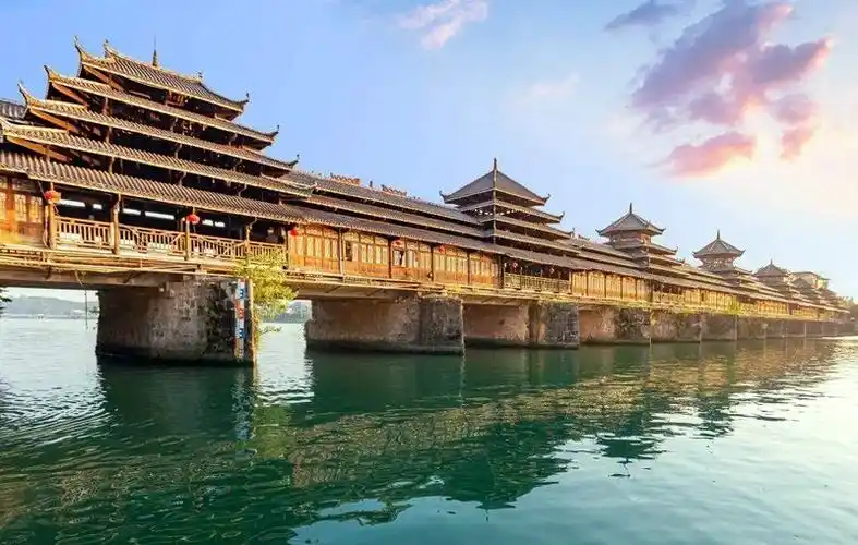 芷江县芷江镇龙津风雨桥