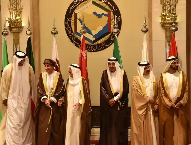 2016年5月31日,在沙特阿拉伯吉达市,海合会成员国官员合影.