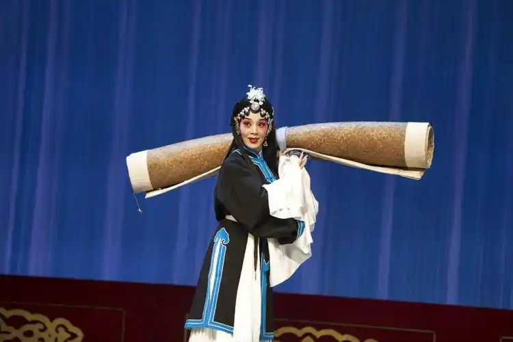 《卷席筒》(演唱: 海连池)