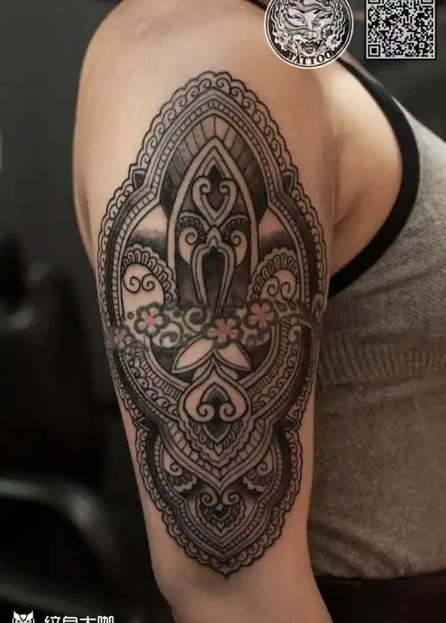 大臂曼陀罗_纹身图案手稿图片_白首16的纹身作品集