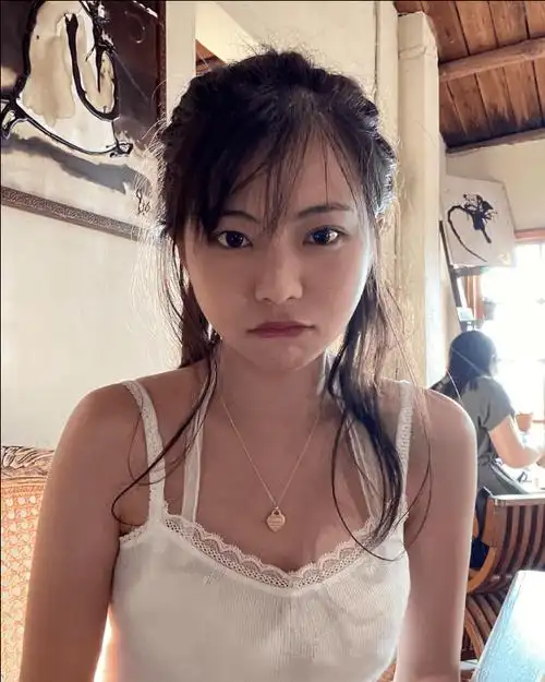 大晒黑色比基尼超喷血!_邵氏_演技_照片